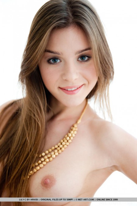 Raisa Lily