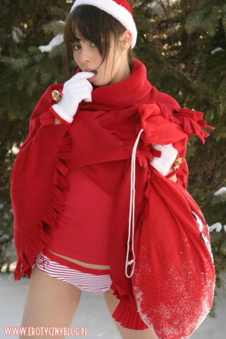 Ariel Rebel Красивая