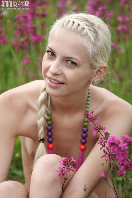 Leonie A