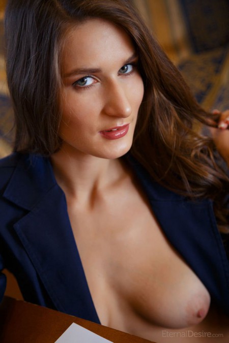 Elina A