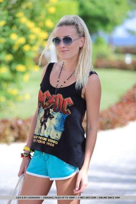 Liza B