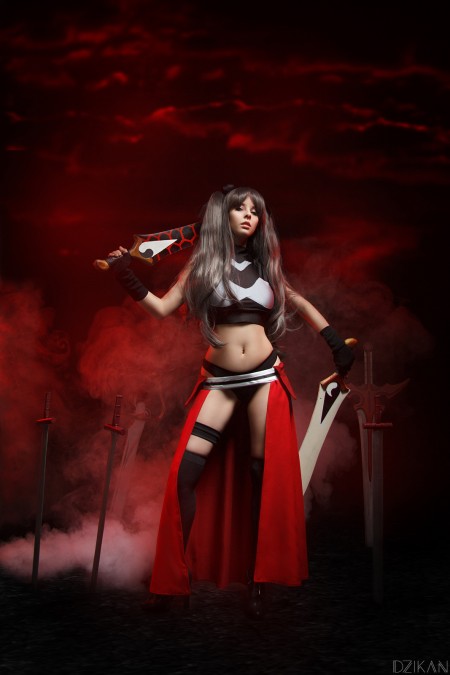 Helly Von [Косплей Рин Тосака]