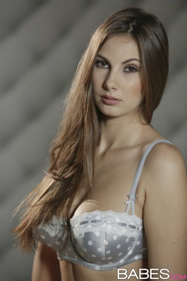Connie Carter