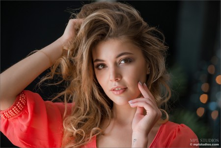Kaitlin A Сияющая звезда