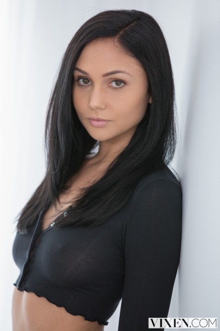 Ariana Marie