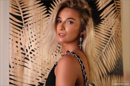 Rena A Касабланка
