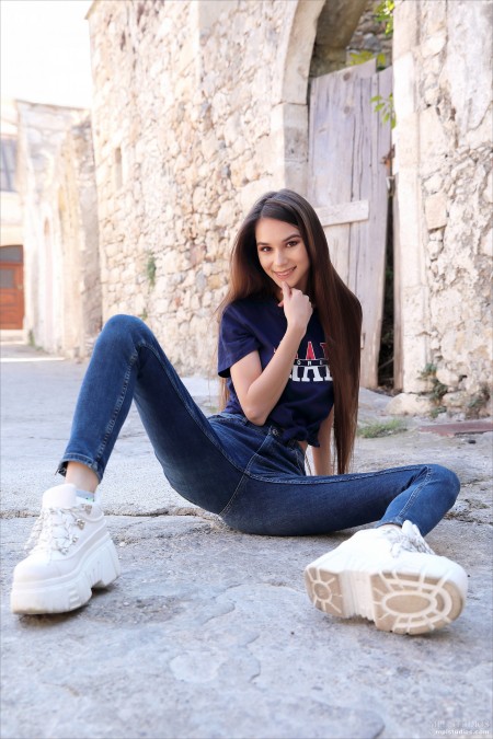 Leona Mia Открытка с Крита
