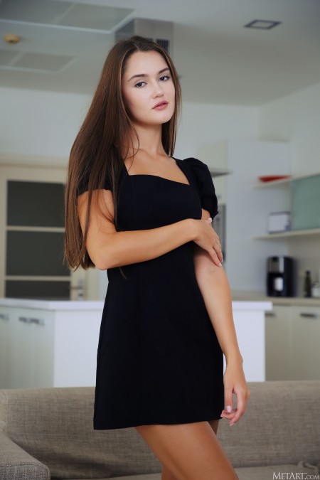 Sonya Blaze Трудоголик