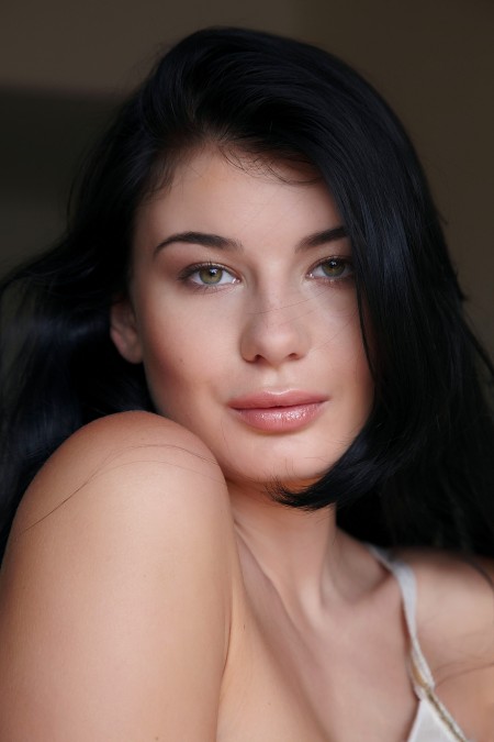 Lucy Li Бефора