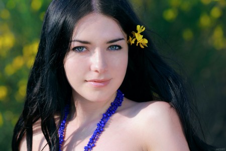 Olivia F Поставить