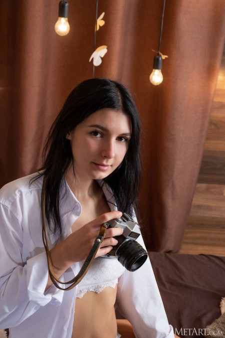 Sonja B Представляя