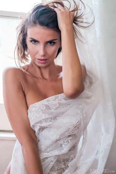 Laura Giraudi Представляя