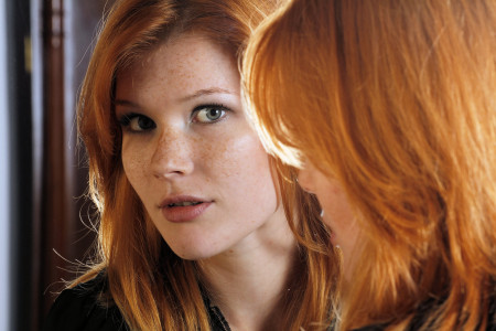Mia Sollis Спекула