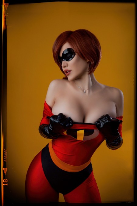 Kalinka Fox Косплей Елены Парр