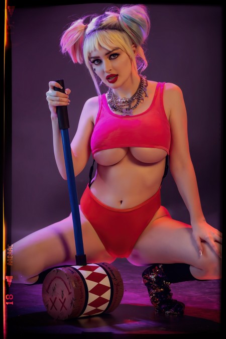 Kristen Lanae Косплей Харли Квинн