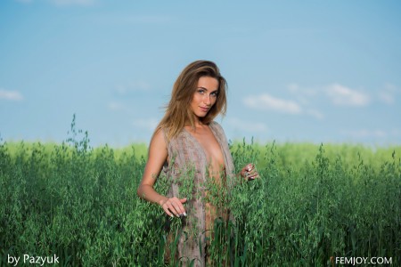 Rena A Приятно