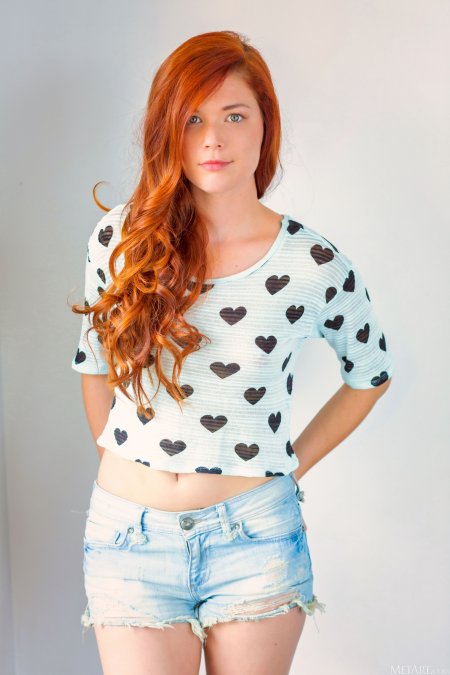 Mia Sollis Классический Красный