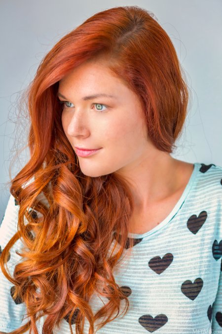 Mia Sollis Классический Красный