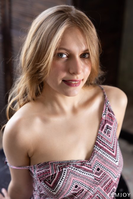 Sonya Elf Соблазнительная