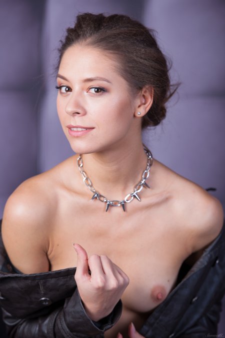 Cassandra A Стильная Девушка