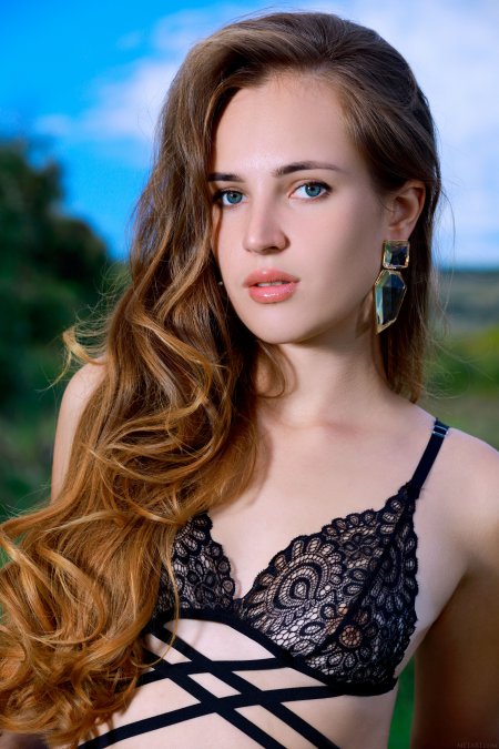 Hailey A Уличные Чулки