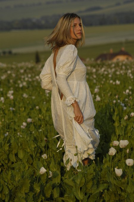 Iveta B Девушки