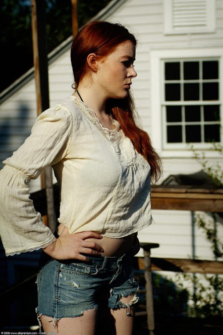 Suzanna B