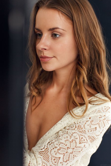 Lucia D Ynsete
