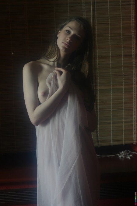Julianna B Трогающая